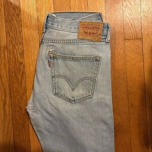 Men’s Levi’s 505 straight fit light blue jeans size 32x32